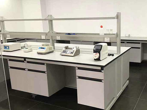 chemical resistant laminate